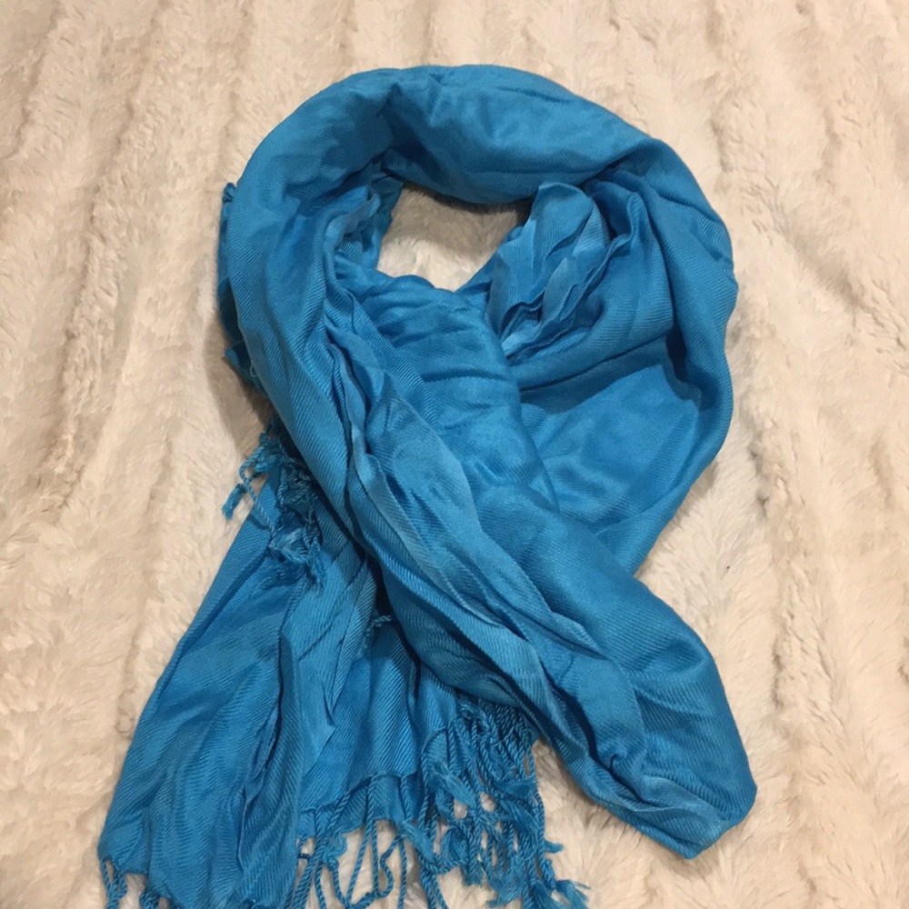 Blue pashmina scarf
